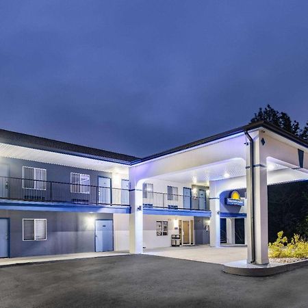 Days Inn By Wyndham Hamilton Exterior foto
